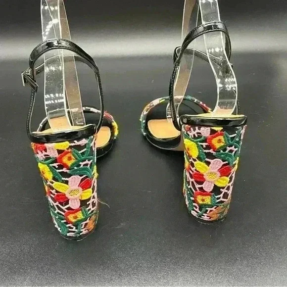 ASOS embroidered block heel size 8 - Picture 3 of 6